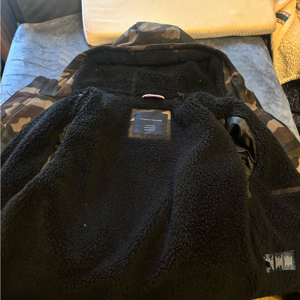 Tommy Hilfiger Black Sherpa Coat with Camouflage Lining